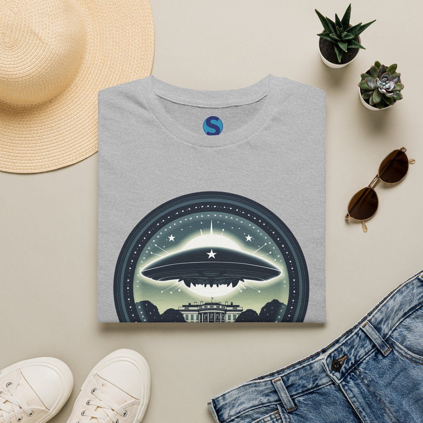 UFO Disclosure Shirt ~ End UAP Secrecy, Cryptozoology Gift, Alien Tshirt, Extraterrestrial Gear, Flying Saucer Shirt, White House Lawn Space
