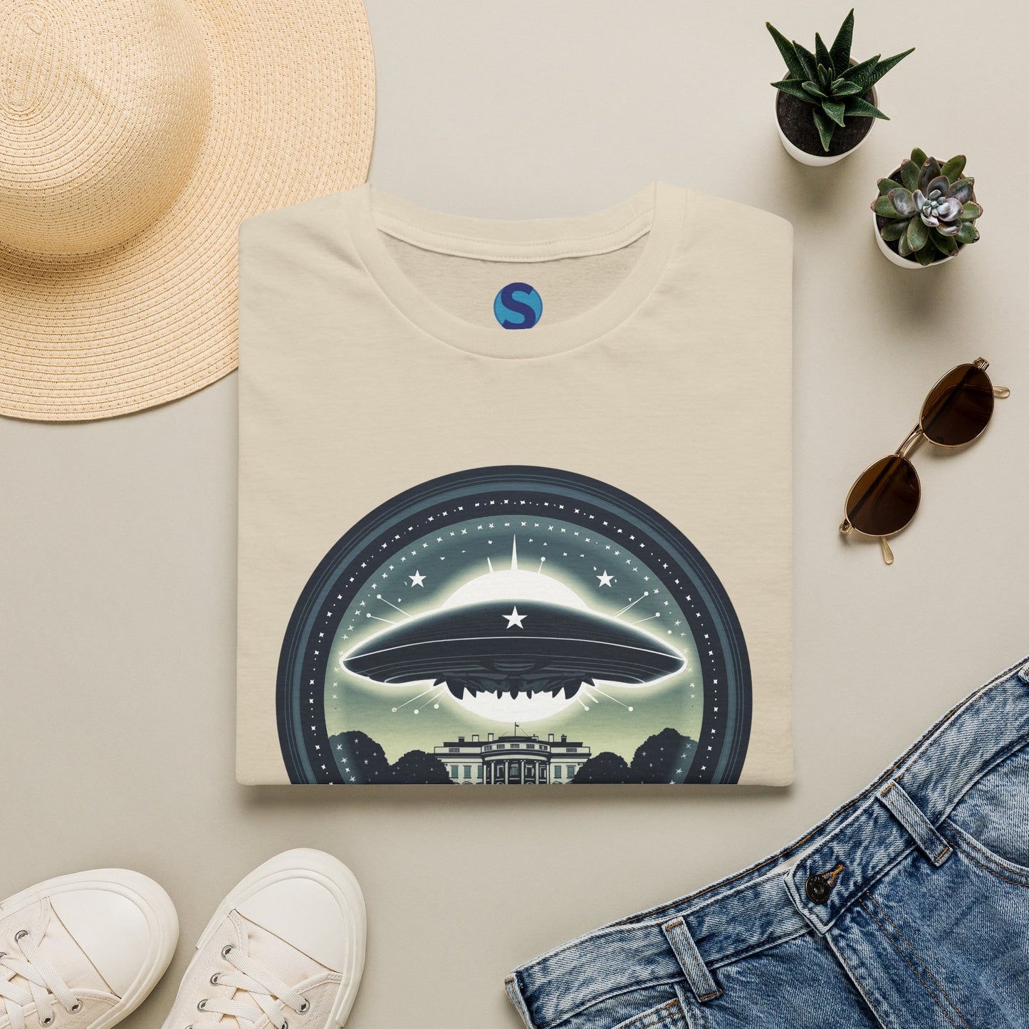 UFO Disclosure Shirt ~ End UAP Secrecy, Cryptozoology Gift, Alien Tshirt, Extraterrestrial Gear, Flying Saucer Shirt, White House Lawn Space